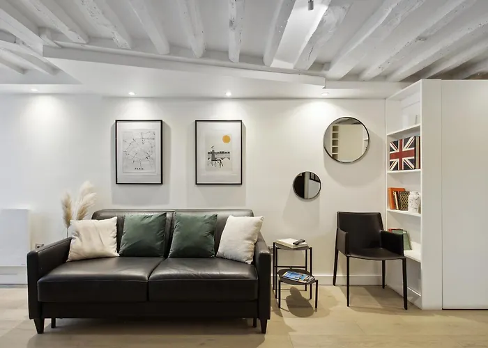 Mandar * Παρίσι