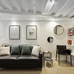Mandar * Paris